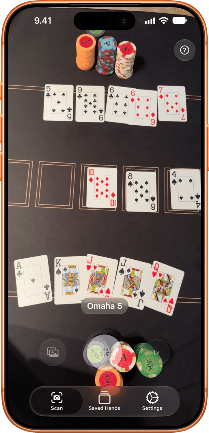 Handsight camera in Omaha 5 mode, photographing two players’ five hole cards and a 10♦ 8♠ 4♠ flop